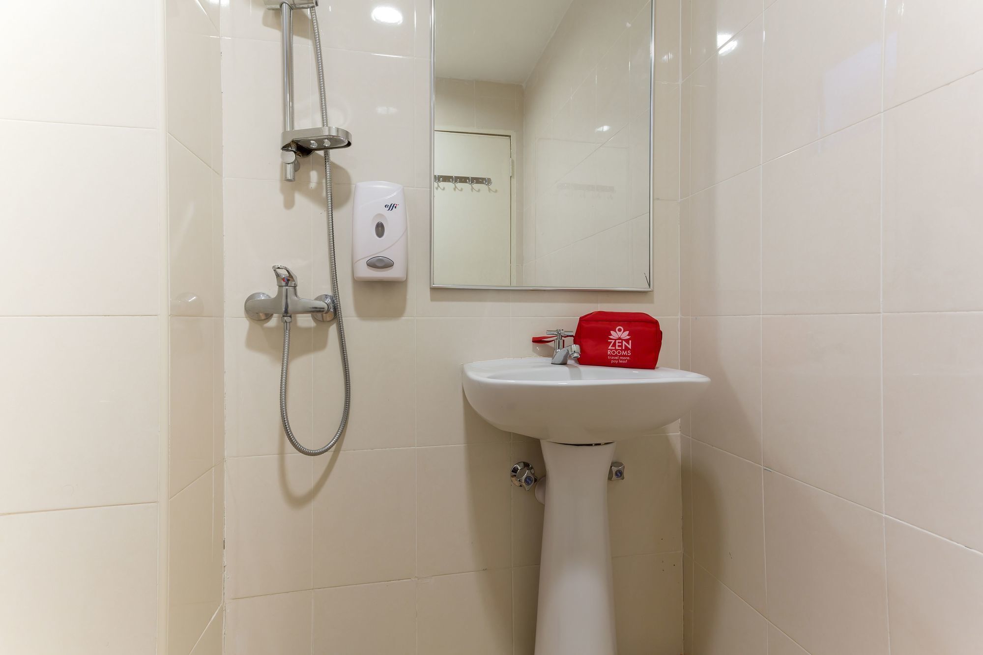 Zen Rooms Basic Sentul Kuala Lumpur Zewnętrze zdjęcie